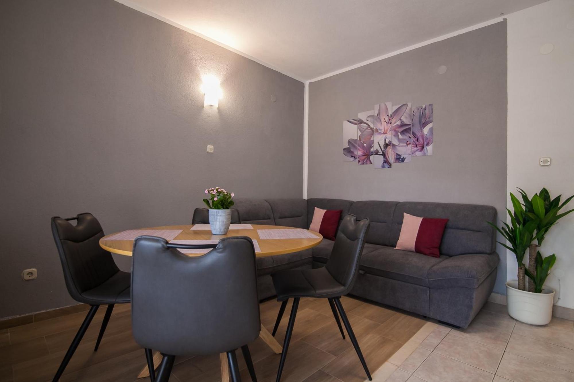 Apartments Paula بول المظهر الخارجي الصورة